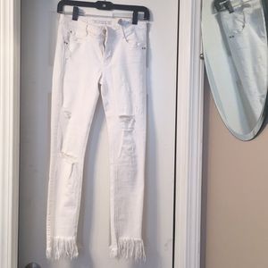 White Zara ripped jeans